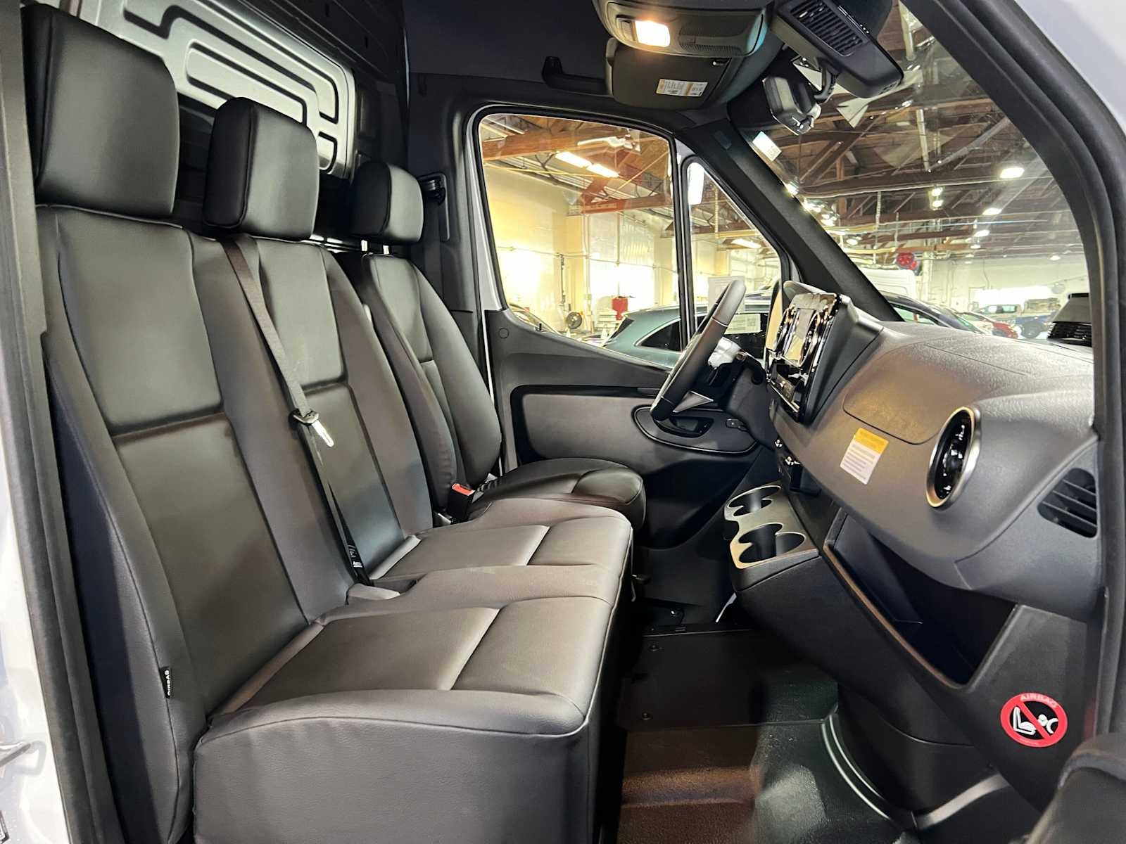 2026 Mercedes-Benz Sprinter 2500 Standard Roof I4 Diesel 144 RWD