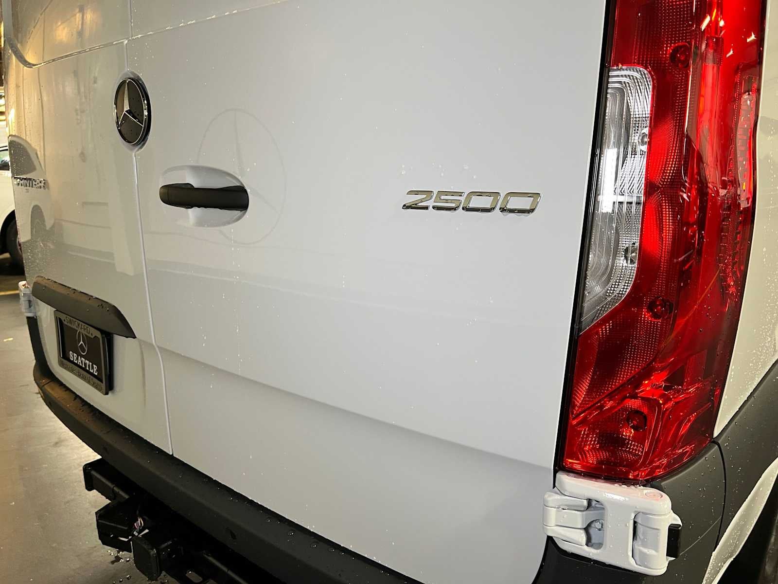 2026 Mercedes-Benz Sprinter 2500 Standard Roof I4 Diesel 144 RWD