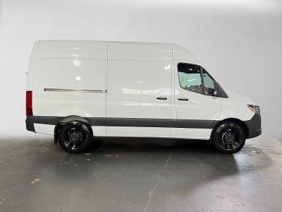 2026 Mercedes-Benz Sprinter 2500 Standard Roof I4 Diesel 144 RWD