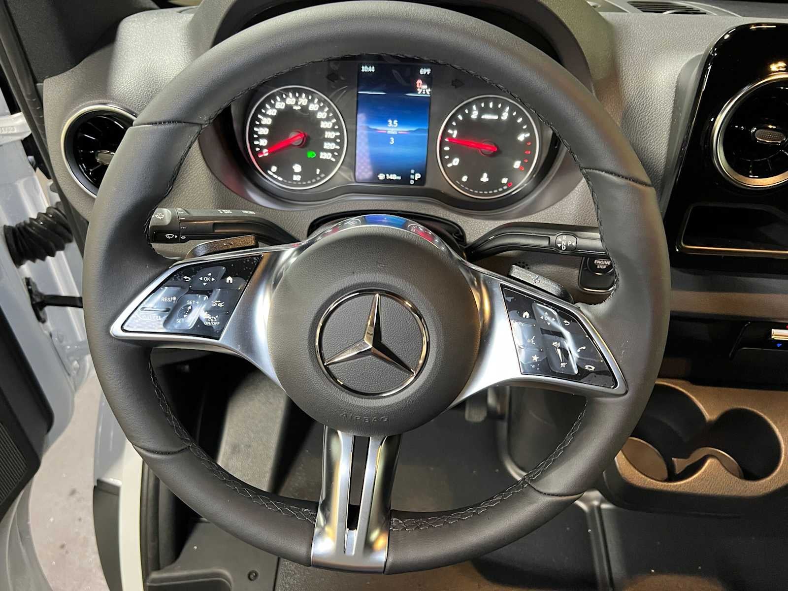 2026 Mercedes-Benz Sprinter 2500 Standard Roof I4 Diesel 144 RWD