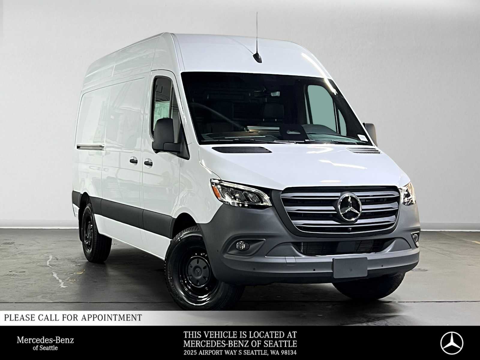 2026 Mercedes-Benz Sprinter 2500 Standard Roof I4 Diesel 144 RWD