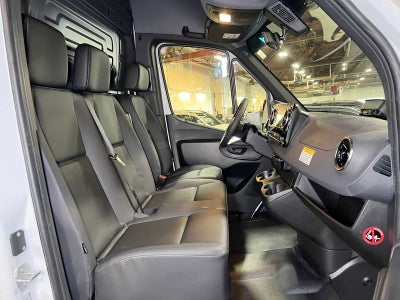 2026 Mercedes-Benz Sprinter 2500 Standard Roof I4 Diesel 144 RWD