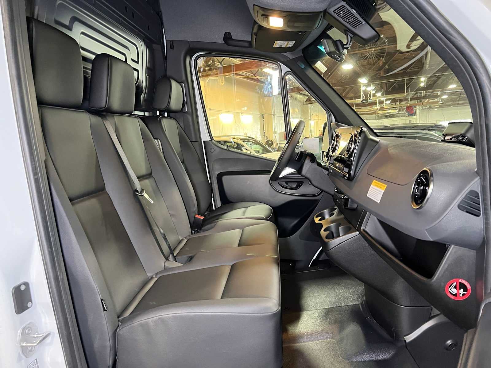 2026 Mercedes-Benz Sprinter 2500 Standard Roof I4 Diesel 144 RWD