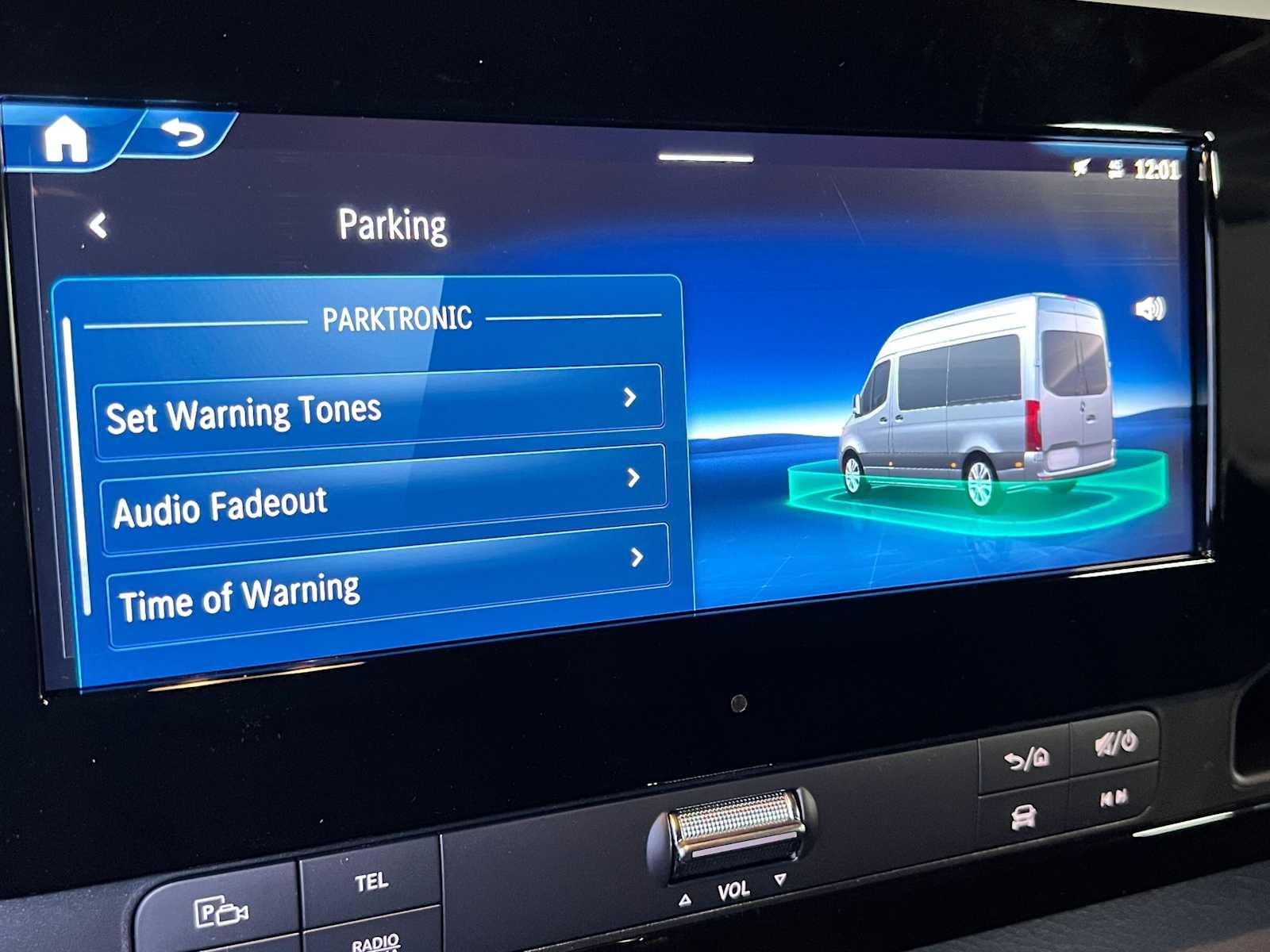 2026 Mercedes-Benz Sprinter 2500 Standard Roof I4 Diesel 144 RWD