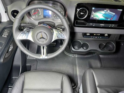 2026 Mercedes-Benz Sprinter 2500 Standard Roof I4 Diesel 144 RWD