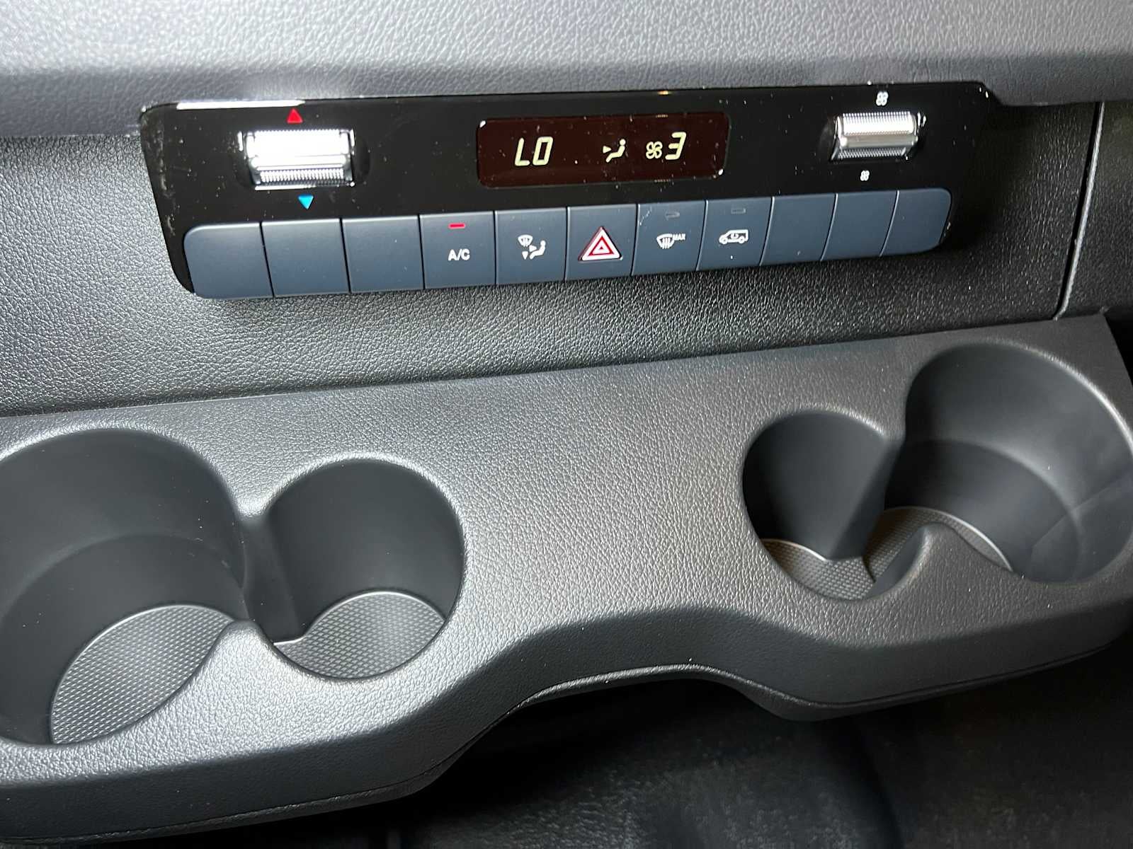 2025 Mercedes-Benz Sprinter Cargo Van 2500 Standard Roof I4 Diesel 144" RWD