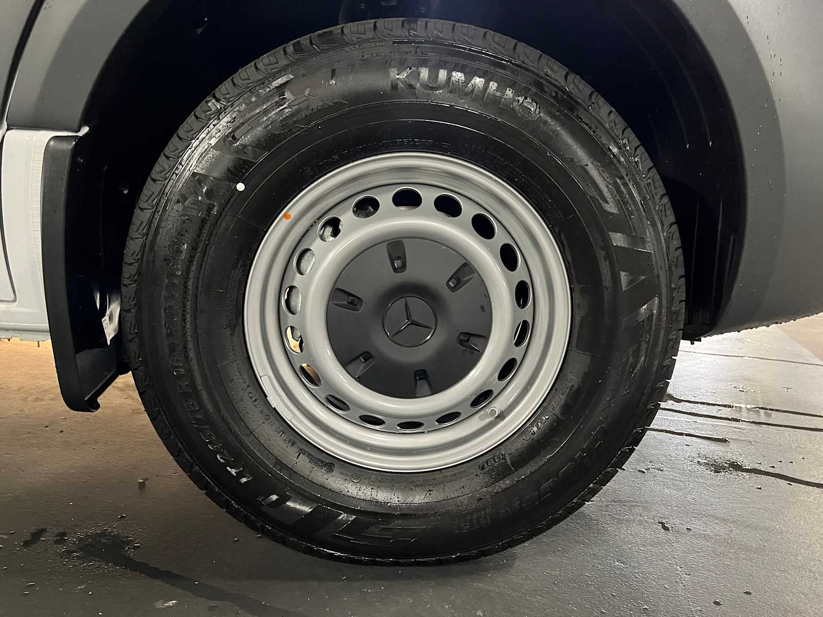 2025 Mercedes-Benz Sprinter Cargo Van 2500 Standard Roof I4 Diesel 144" RWD