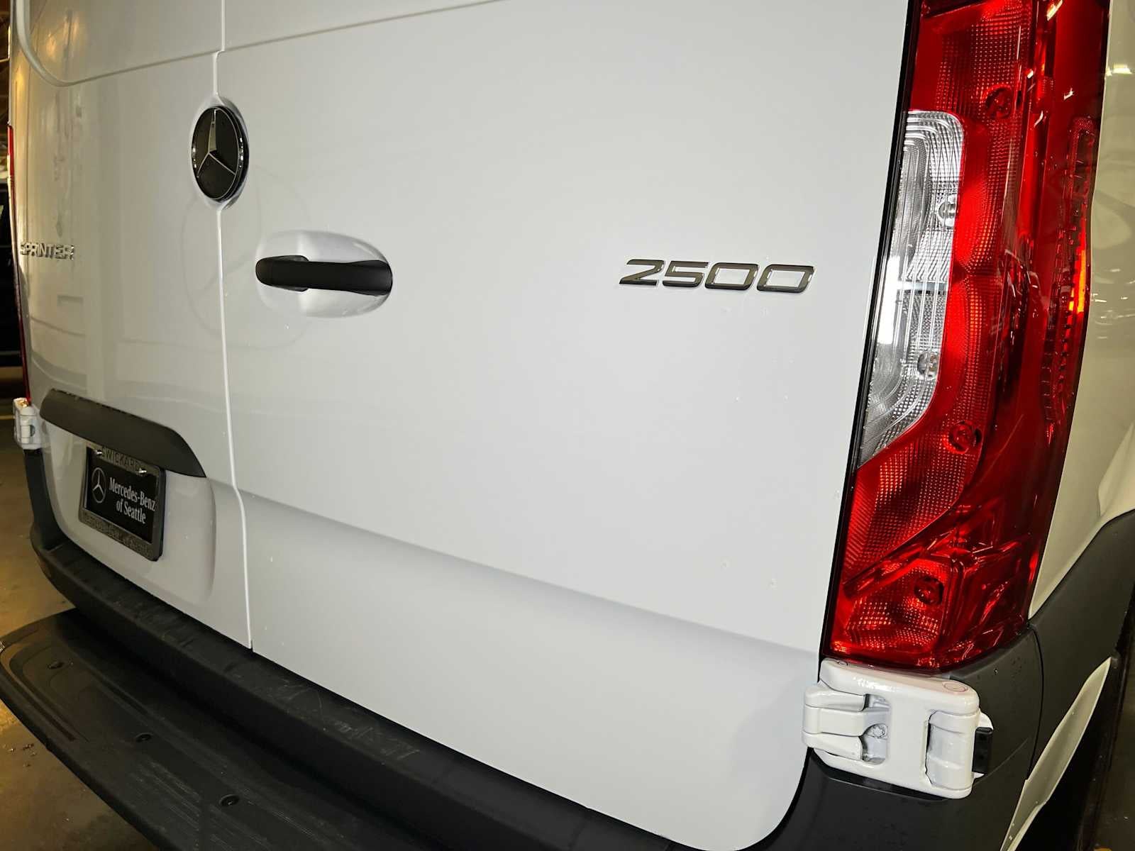 2026 Mercedes-Benz Sprinter Cargo 2500 Standard Roof I4 Diesel 144 RWD