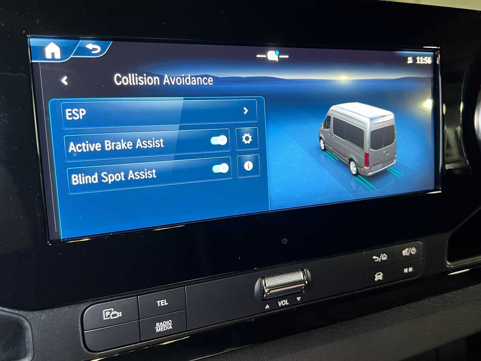 2026 Mercedes-Benz Sprinter Cargo 2500 Standard Roof I4 Diesel 144 RWD