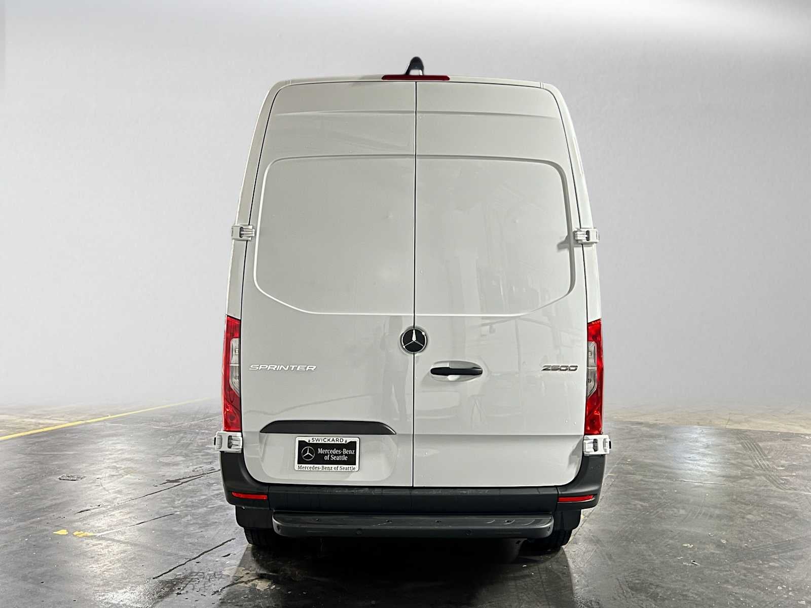 2026 Mercedes-Benz Sprinter Cargo 2500 Standard Roof I4 Diesel 144 RWD