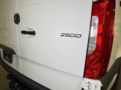 2026 Mercedes-Benz Sprinter Cargo 2500 Standard Roof I4 Diesel 144 RWD