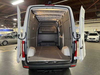 2026 Mercedes-Benz Sprinter Cargo 2500 Standard Roof I4 Diesel 144 RWD