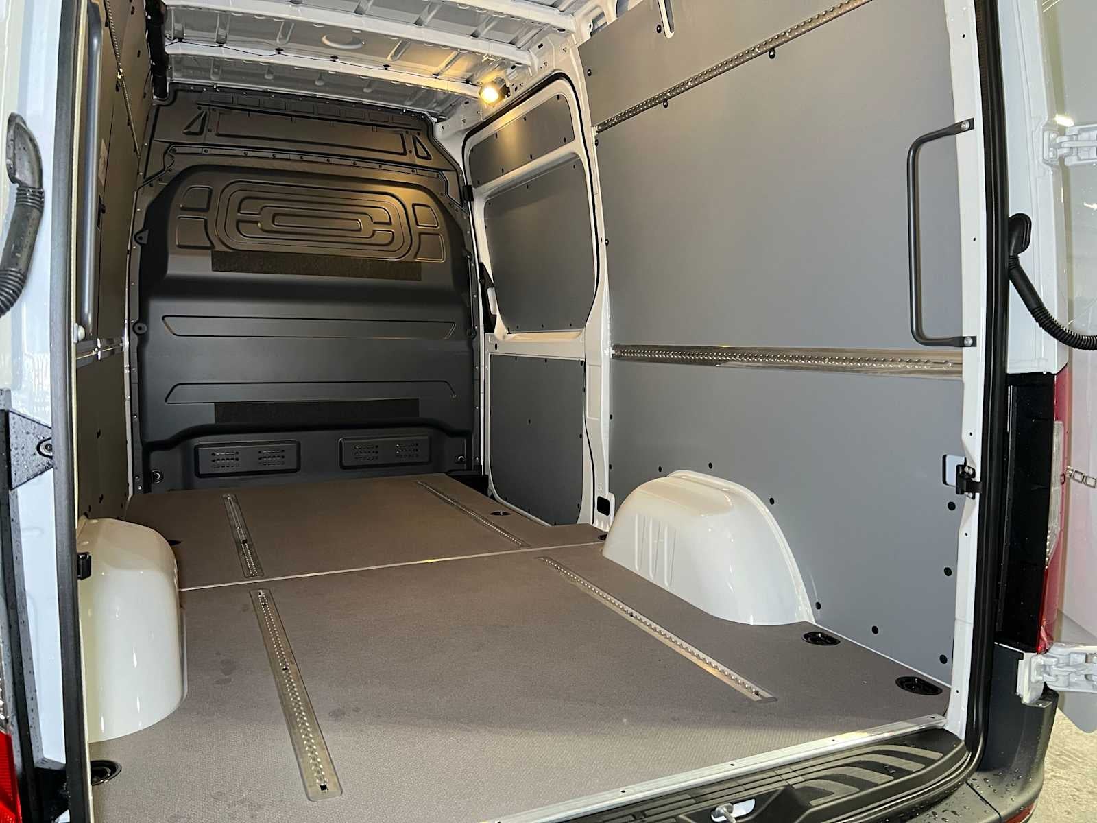 2026 Mercedes-Benz Sprinter Cargo 2500 Standard Roof I4 Diesel 144 RWD