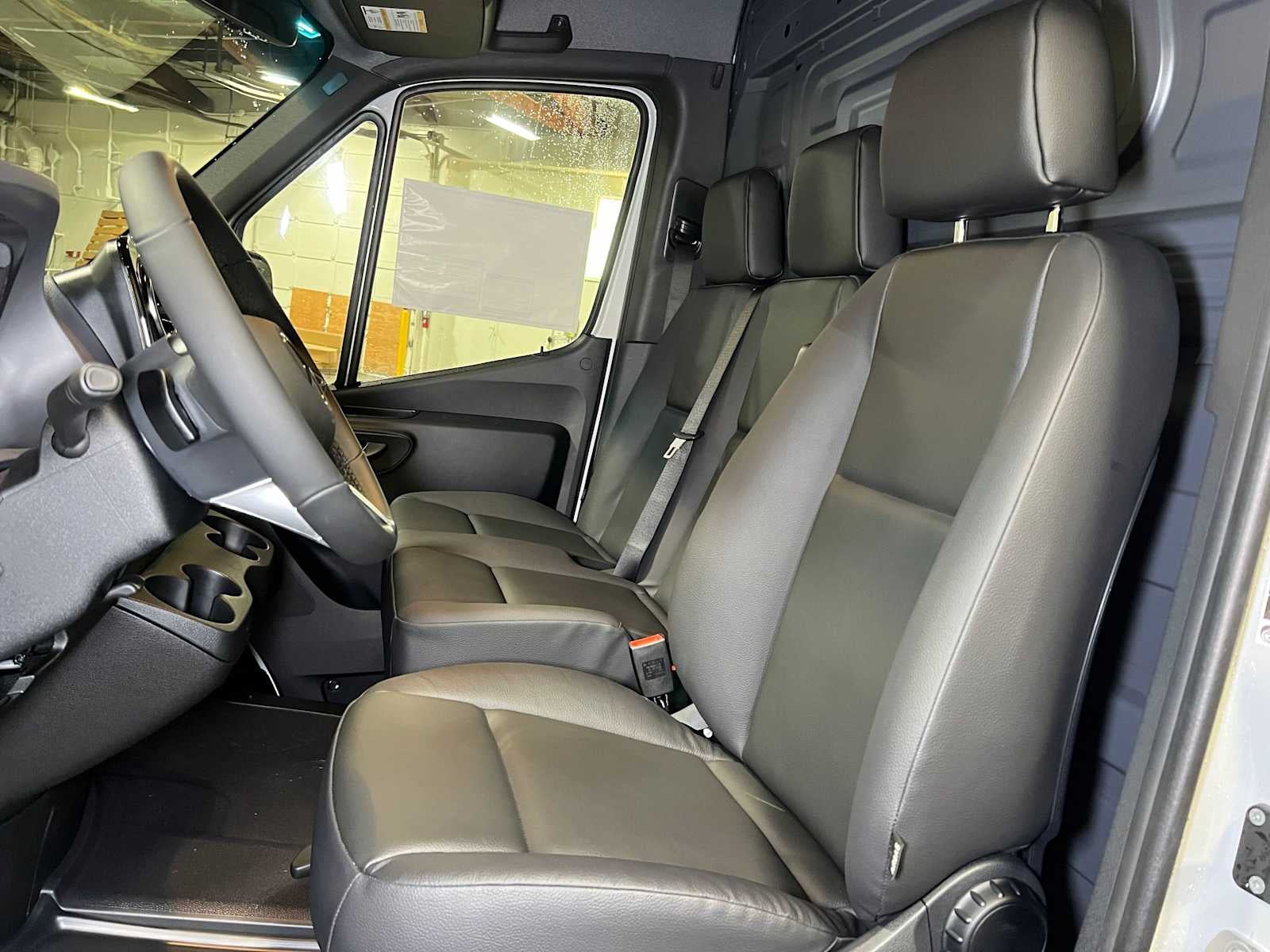2026 Mercedes-Benz Sprinter Cargo 2500 Standard Roof I4 Diesel 144 RWD