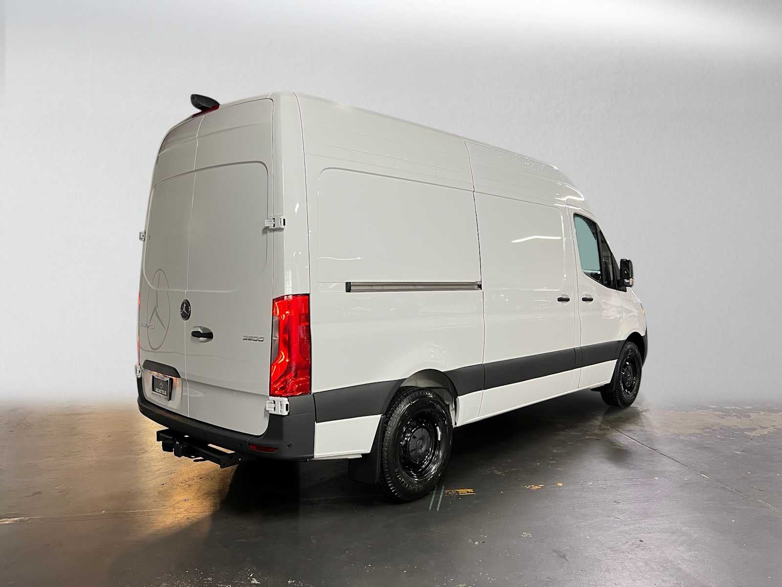 2026 Mercedes-Benz Sprinter Cargo 2500 Standard Roof I4 Diesel 144 RWD
