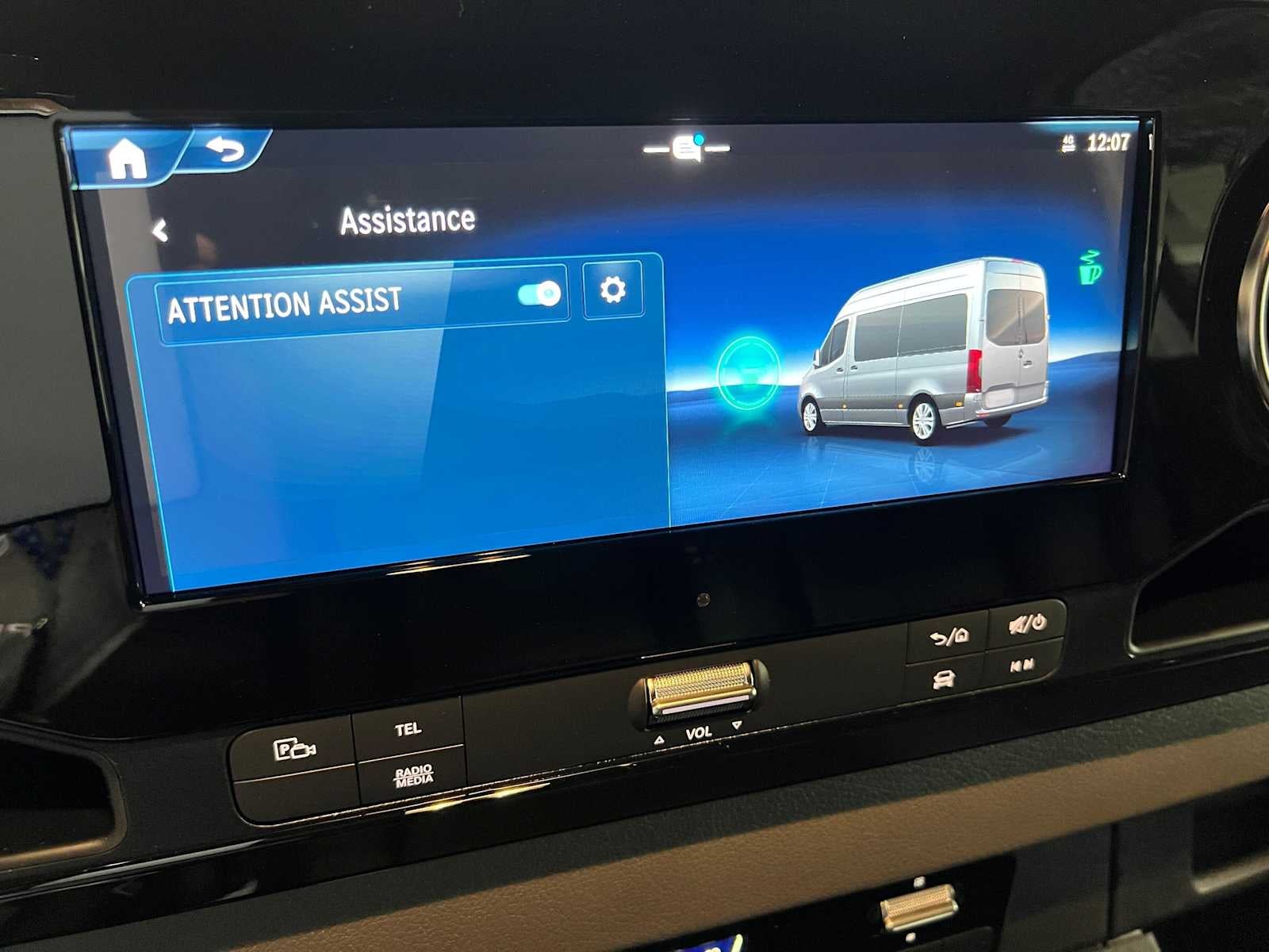 2026 Mercedes-Benz Sprinter Cargo 2500 Standard Roof I4 Diesel 144 RWD