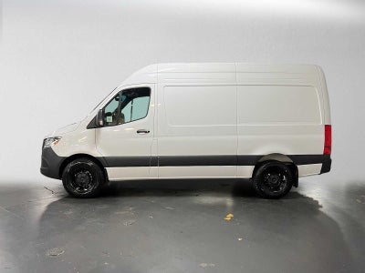2026 Mercedes-Benz Sprinter Cargo 2500 Standard Roof I4 Diesel 144 RWD