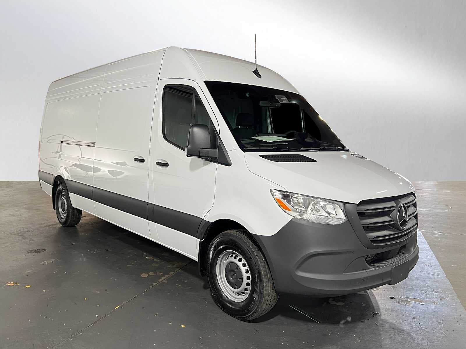 2025 Mercedes-Benz Sprinter Cargo Van 2500 High Roof I4 Diesel 170" RWD