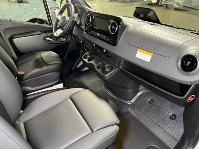 2026 Mercedes-Benz Sprinter Cargo 2500 High Roof I4 Diesel 170 RWD