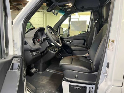 2026 Mercedes-Benz Sprinter Cargo 2500 High Roof I4 Diesel 170 RWD