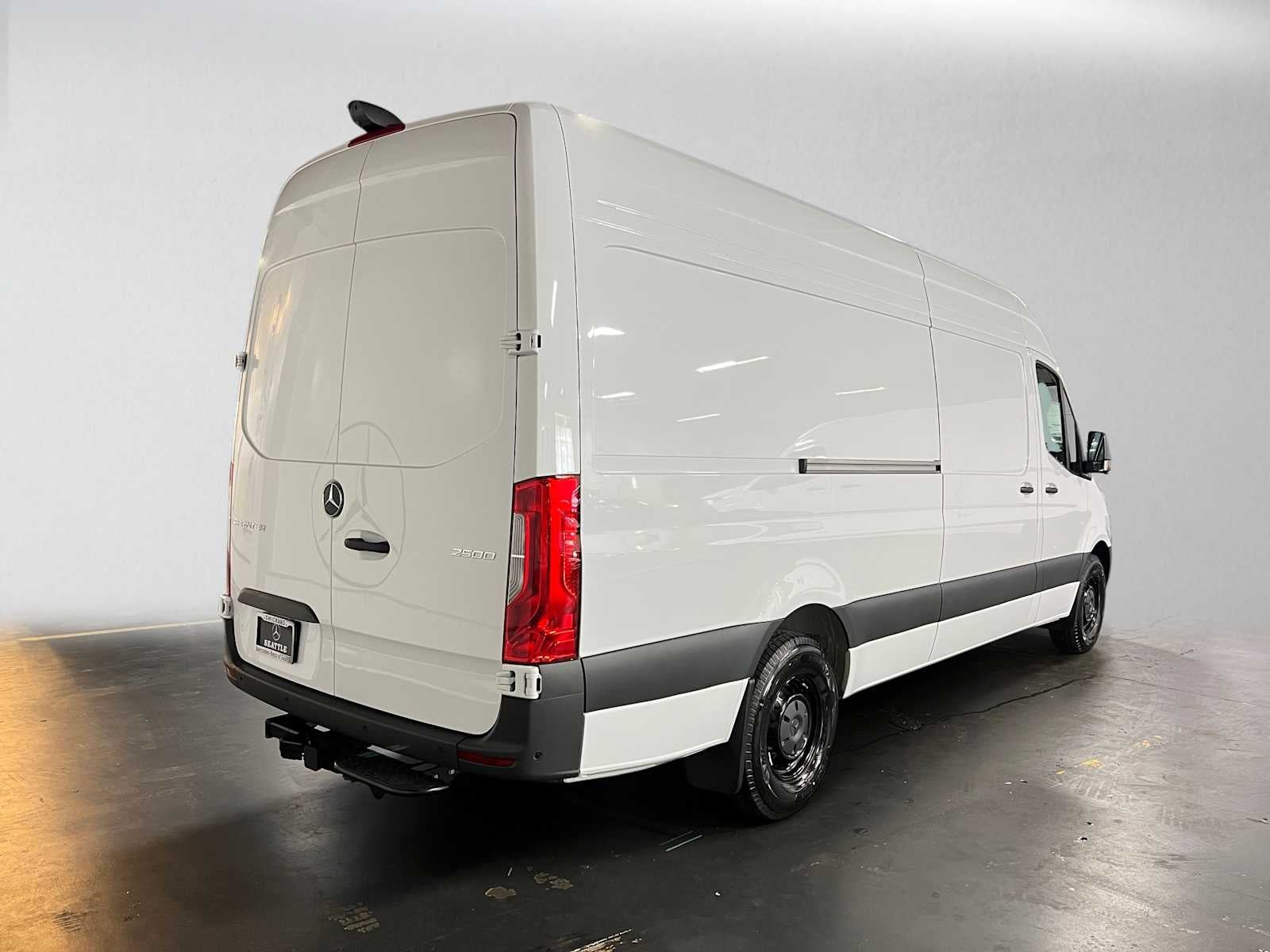 2026 Mercedes-Benz Sprinter Cargo 2500 High Roof I4 Diesel 170 RWD