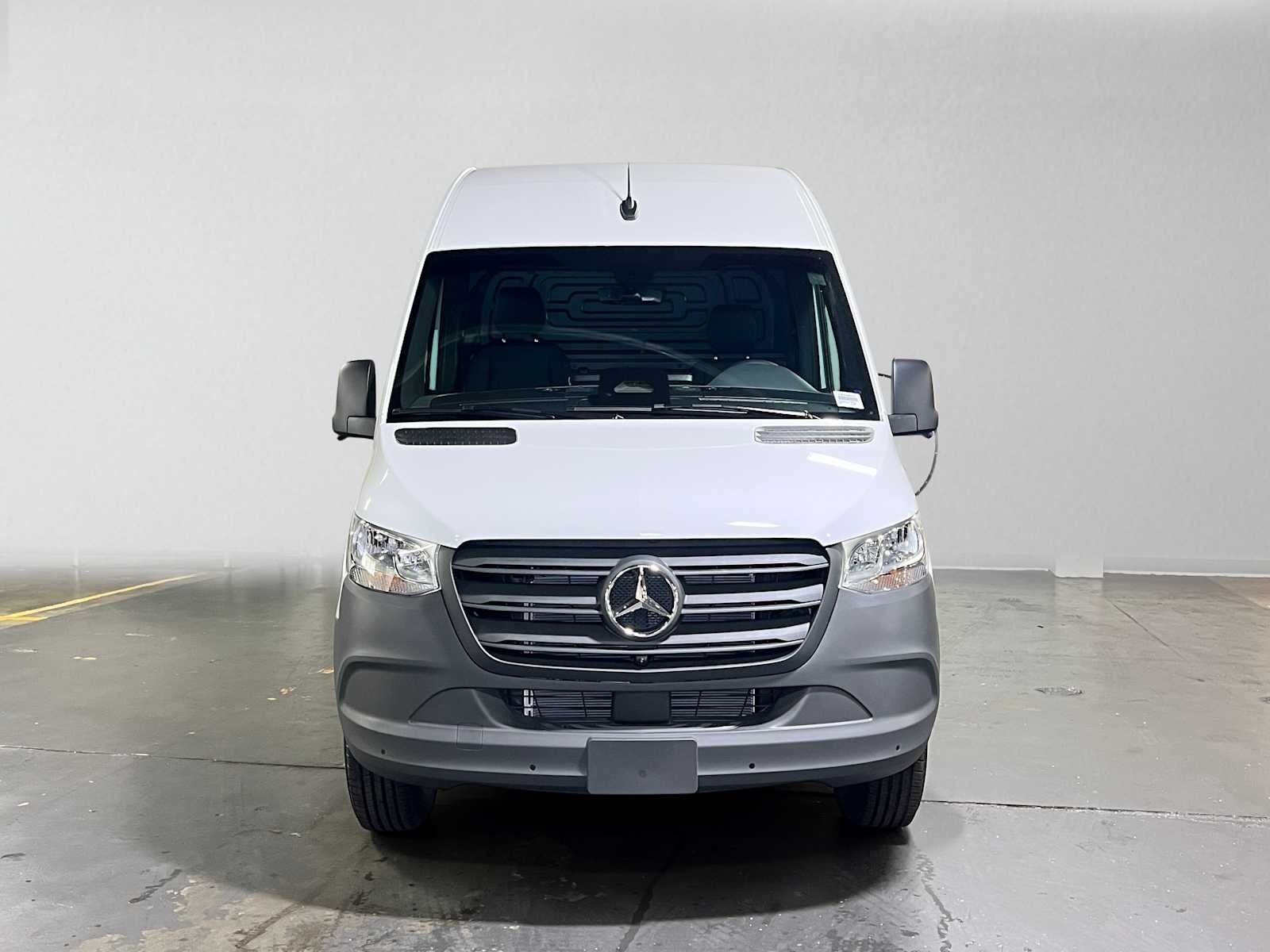 2026 Mercedes-Benz Sprinter Cargo 2500 High Roof I4 Diesel 170 RWD