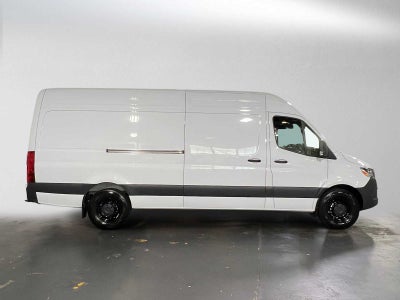 2026 Mercedes-Benz Sprinter 2500 High Roof I4 Diesel 170 RWD