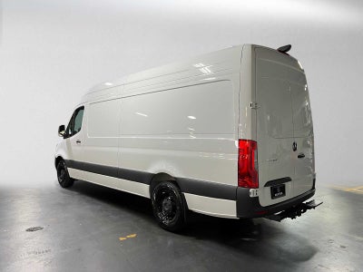 2026 Mercedes-Benz Sprinter 2500 High Roof I4 Diesel 170 RWD