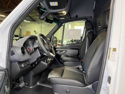 2026 Mercedes-Benz Sprinter 2500 High Roof I4 Diesel 170 RWD