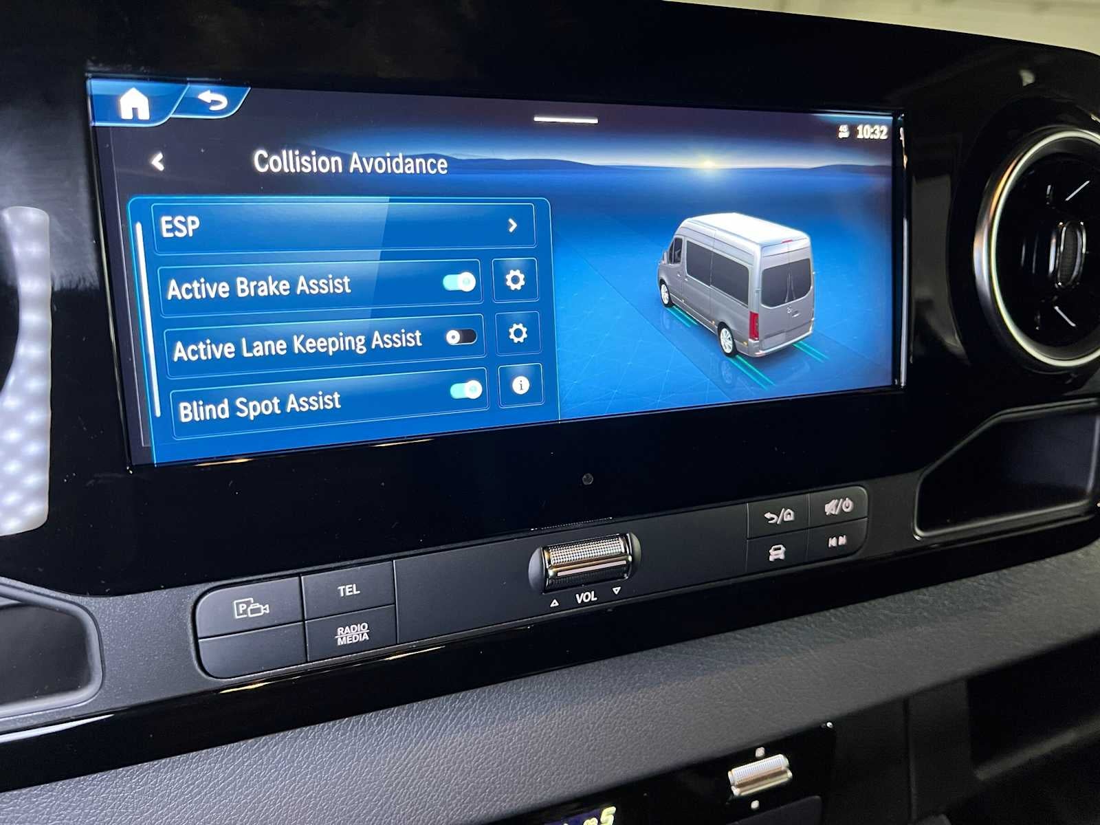 2026 Mercedes-Benz Sprinter 2500 High Roof I4 Diesel 170 RWD