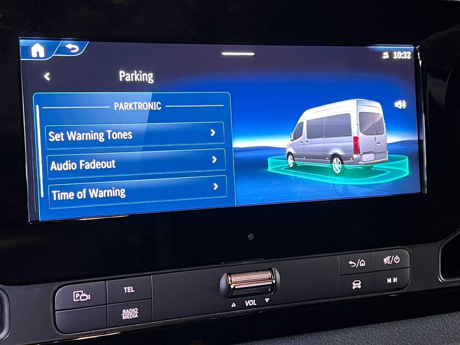2026 Mercedes-Benz Sprinter 2500 High Roof I4 Diesel 170 RWD