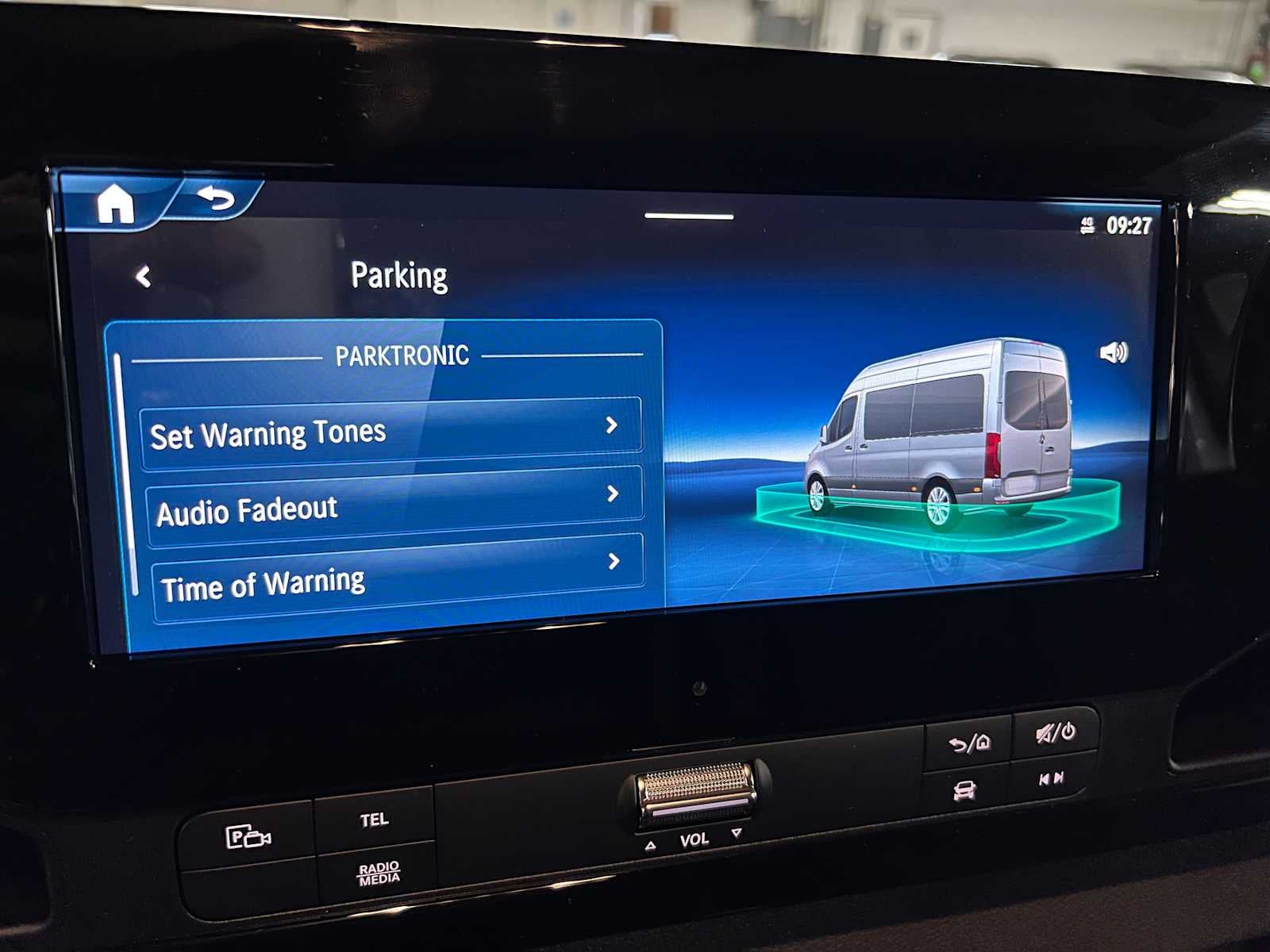 2026 Mercedes-Benz Sprinter 2500 High Roof I4 Diesel 170 RWD