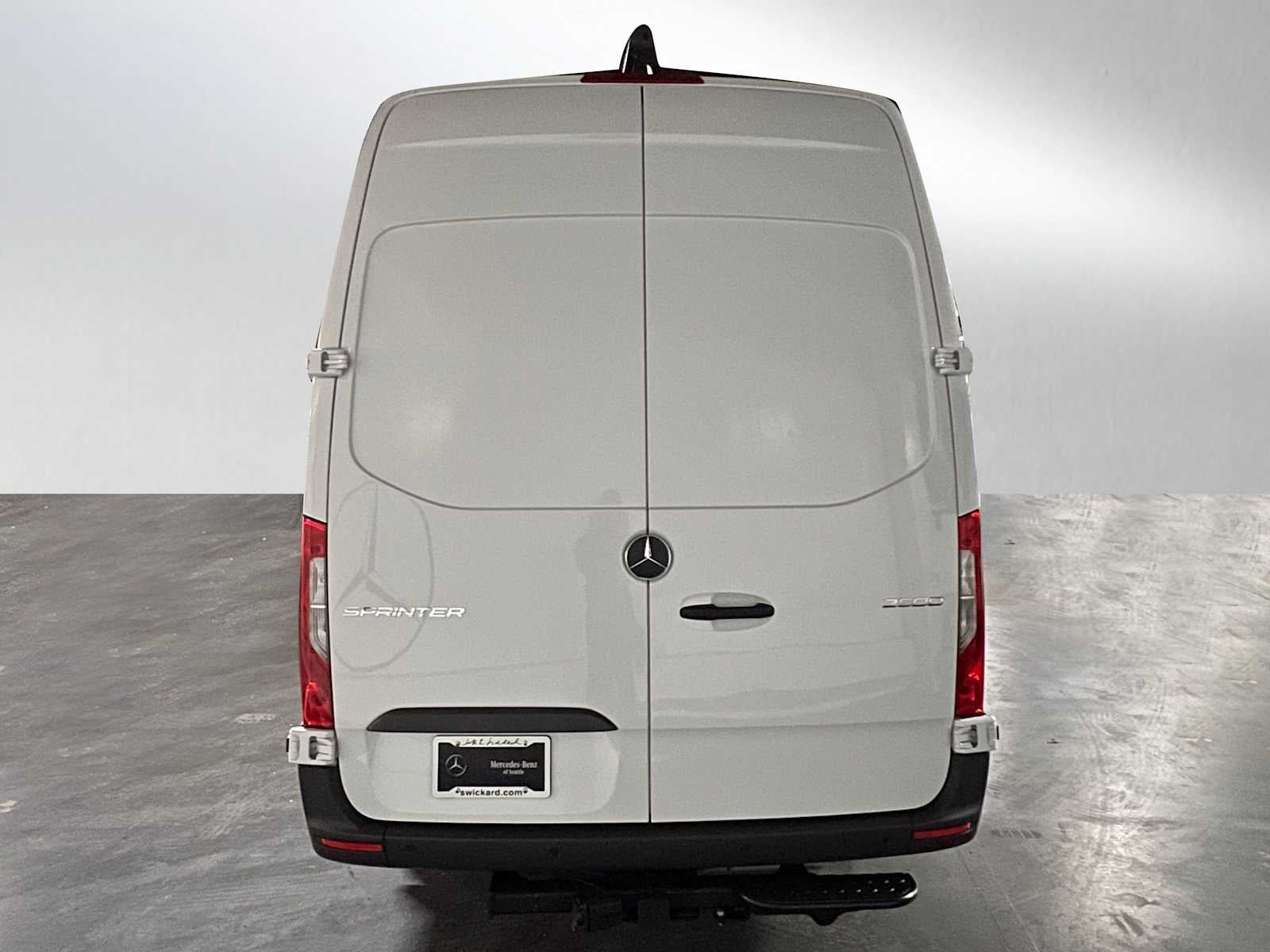 2026 Mercedes-Benz Sprinter 2500 High Roof I4 Diesel 170 RWD