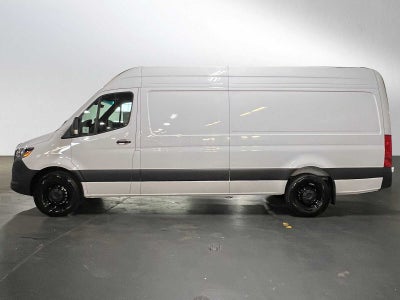 2026 Mercedes-Benz Sprinter 2500 High Roof I4 Diesel 170 RWD