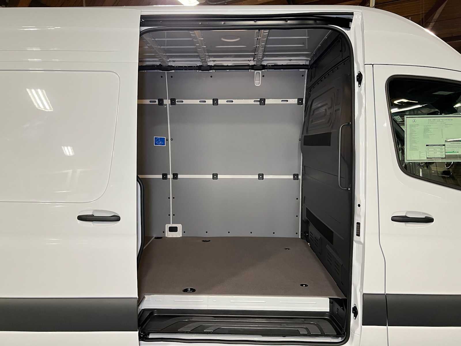 2026 Mercedes-Benz Sprinter Cargo 2500 High Roof I4 Diesel 170 RWD