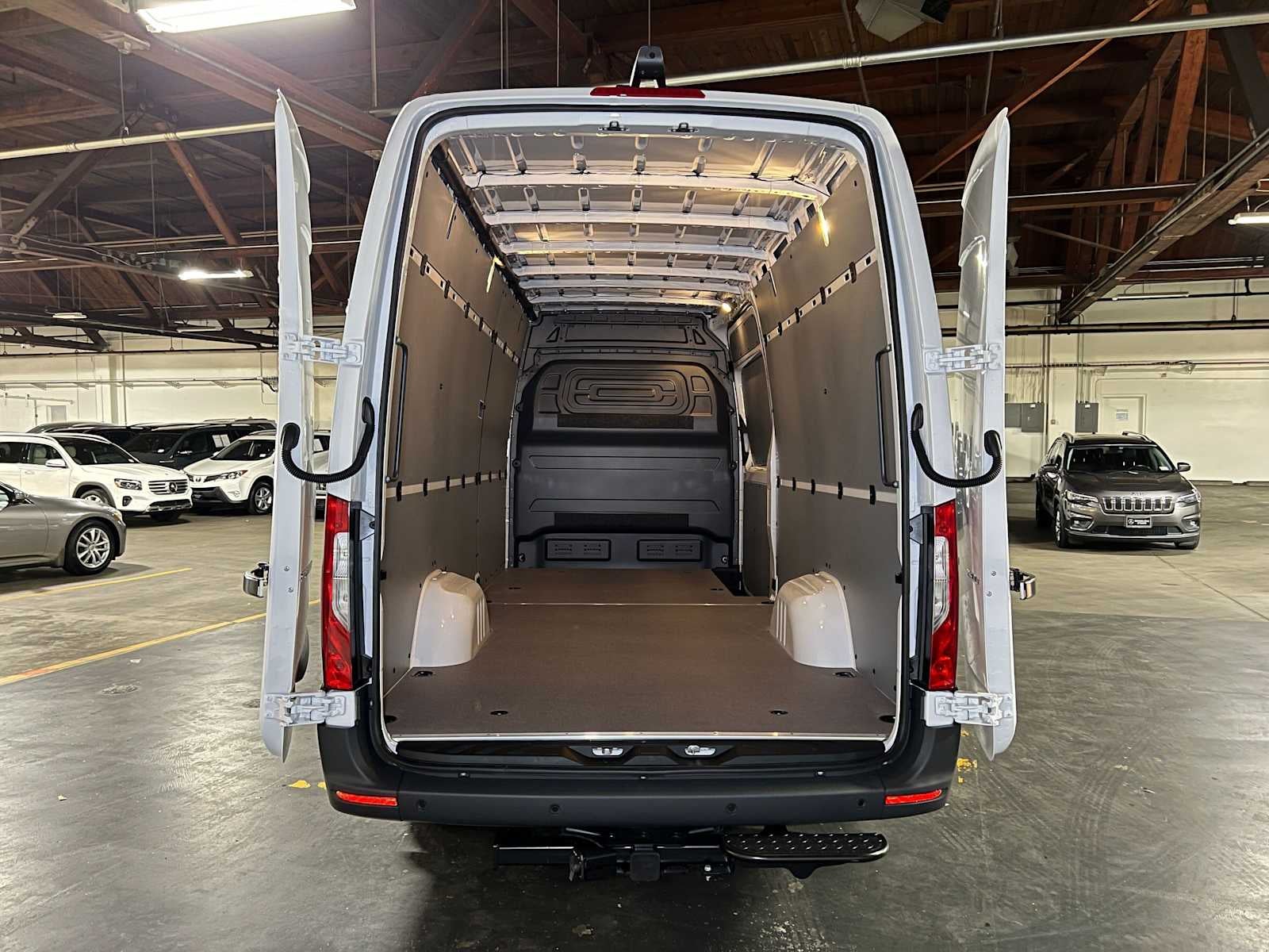 2026 Mercedes-Benz Sprinter Cargo 2500 High Roof I4 Diesel 170 RWD