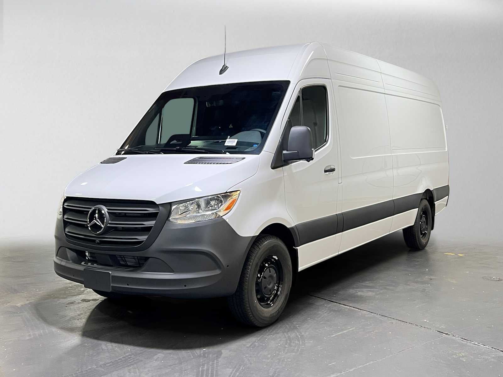 2026 Mercedes-Benz Sprinter Cargo 2500 High Roof I4 Diesel 170 RWD