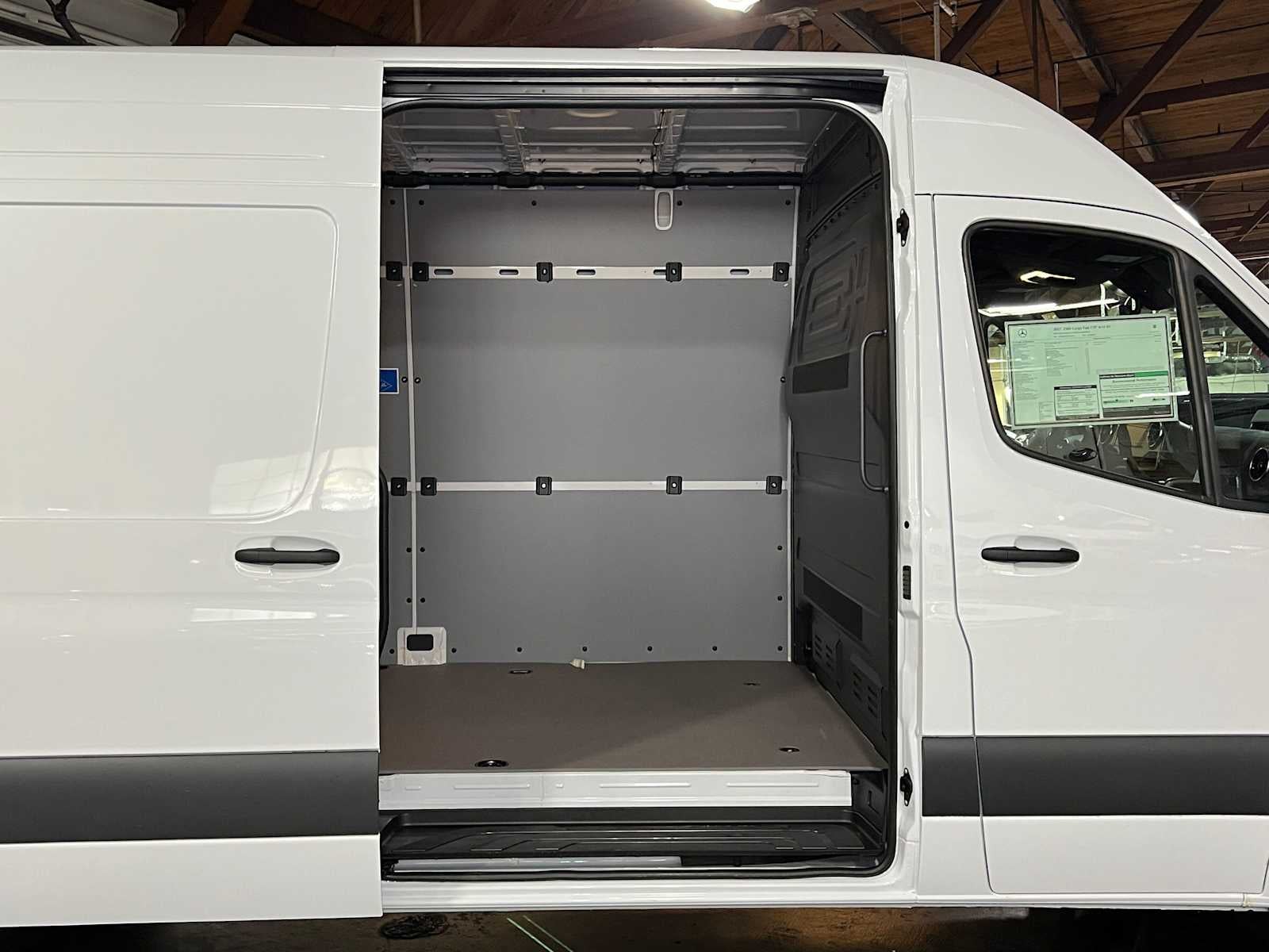 2027 Mercedes-Benz Sprinter Cargo 2500 High Roof I4 Diesel 170 RWD