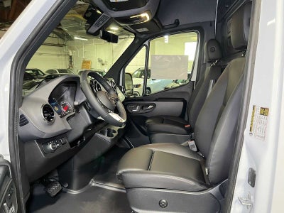 2027 Mercedes-Benz Sprinter Cargo 2500 High Roof I4 Diesel 170 RWD