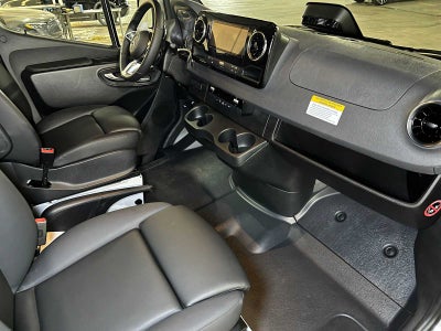 2026 Mercedes-Benz Sprinter Cargo 2500 High Roof I4 Diesel 170 RWD