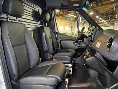 2026 Mercedes-Benz Sprinter Cargo 2500 High Roof I4 Diesel 170 RWD