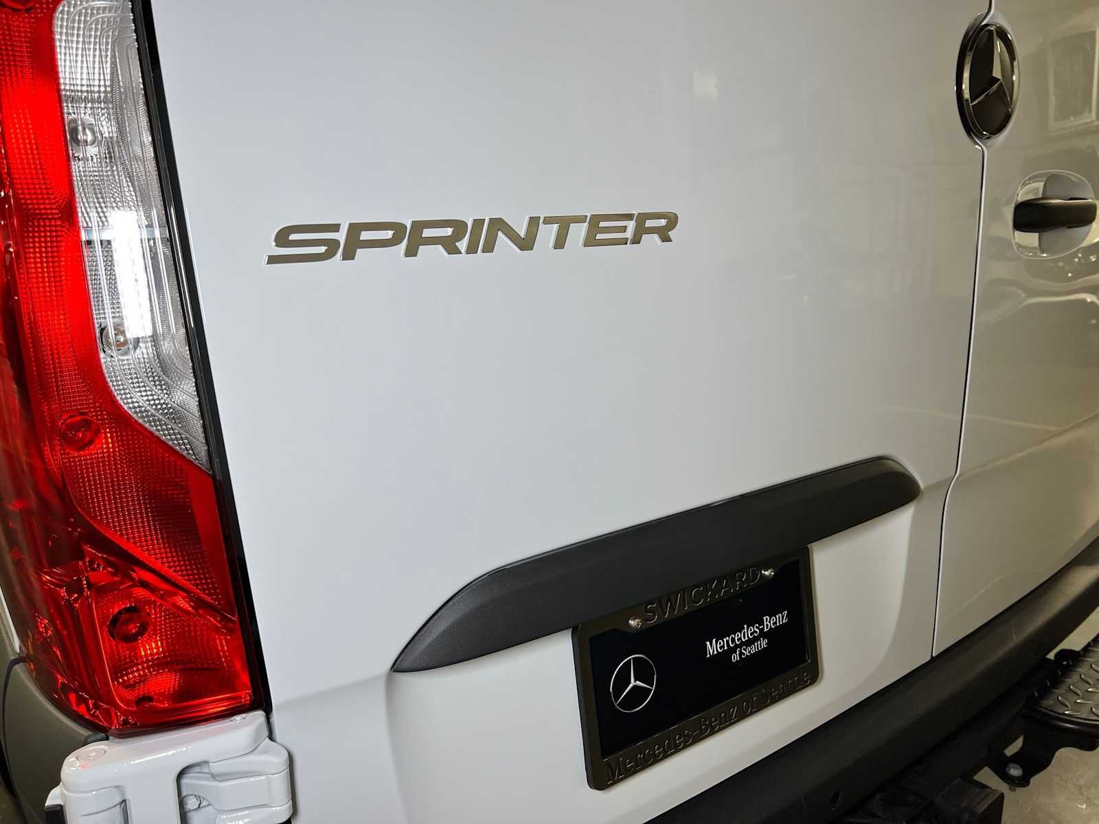 2026 Mercedes-Benz Sprinter Cargo 2500 High Roof I4 Diesel 170 RWD