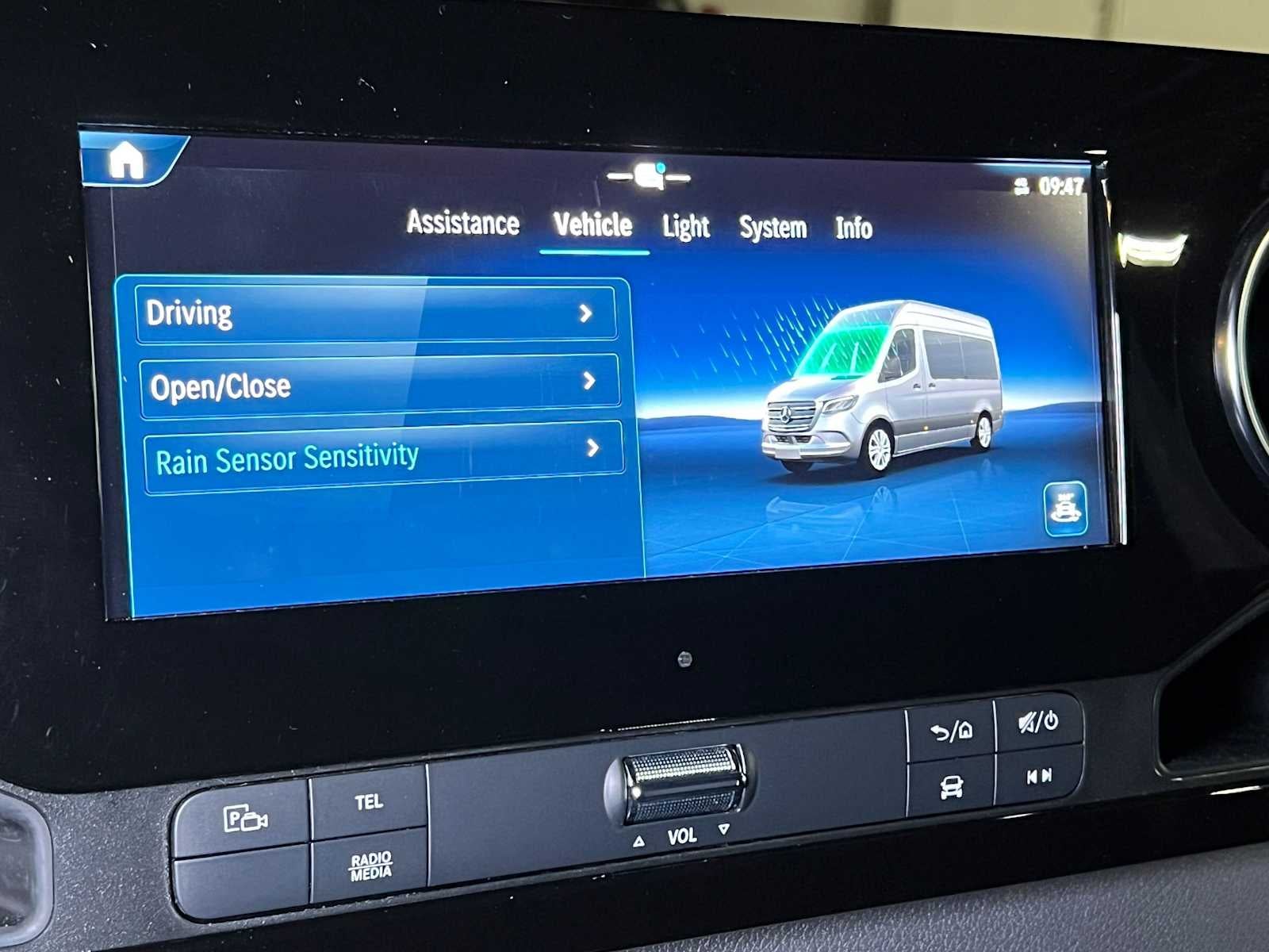 2026 Mercedes-Benz Sprinter Cargo 2500 High Roof I4 Diesel 170 RWD