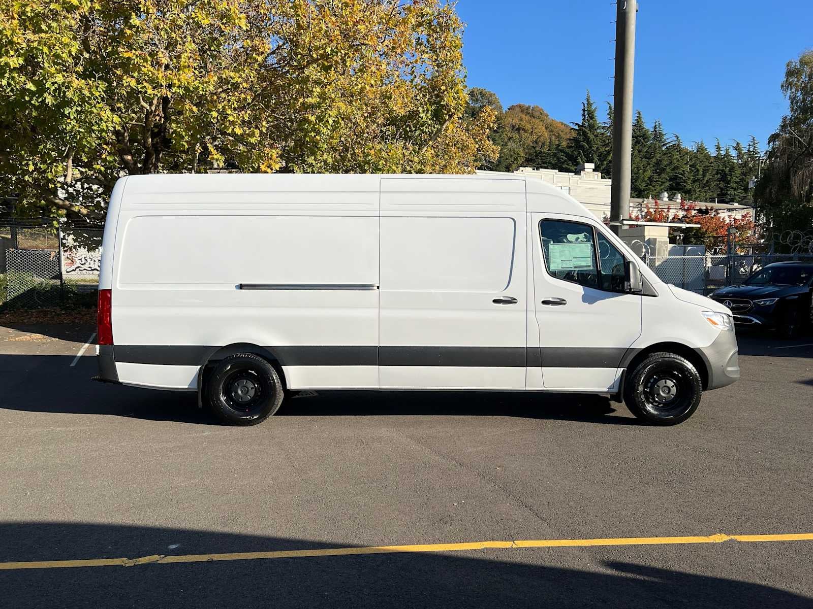2027 Mercedes-Benz Sprinter Cargo 2500 High Roof I4 Diesel 170 RWD