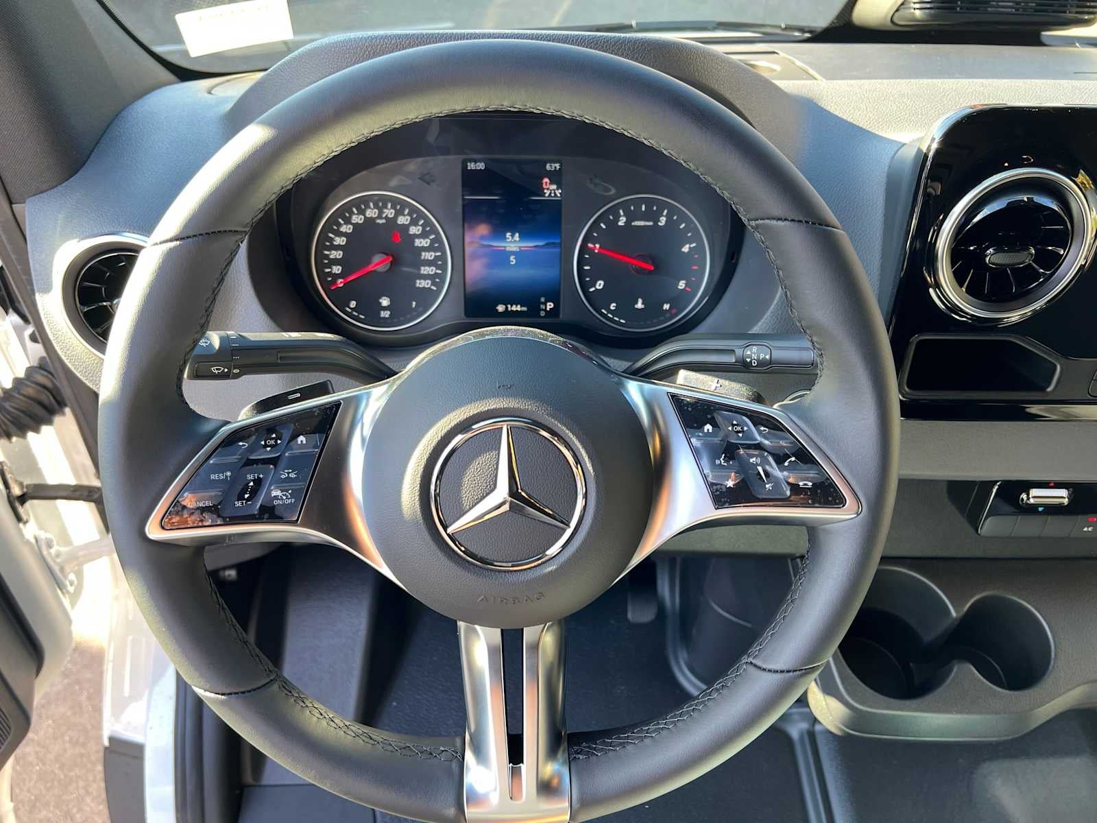 2027 Mercedes-Benz Sprinter Cargo 2500 High Roof I4 Diesel 170 RWD