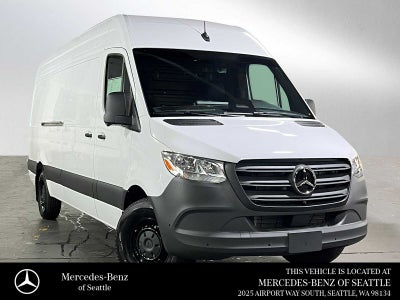 2026 Mercedes-Benz Sprinter 2500 High Roof I4 Diesel 170 RWD