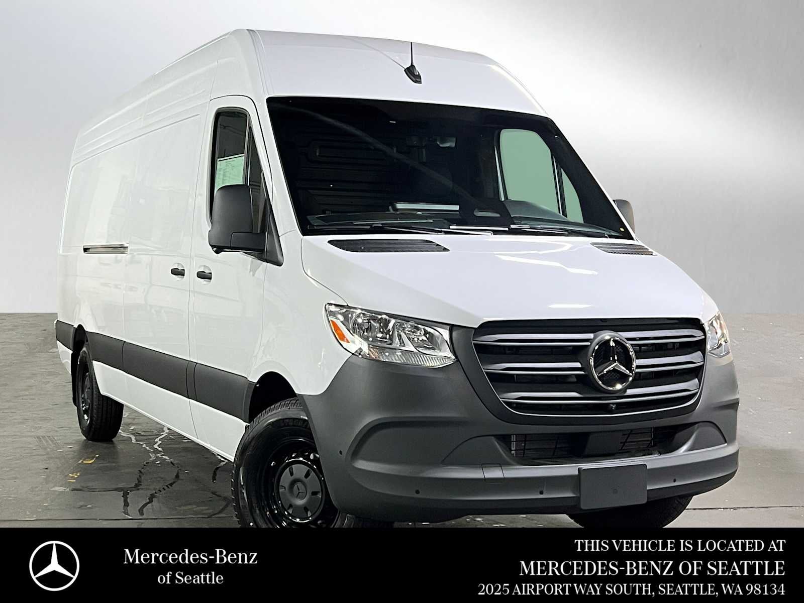 2026 Mercedes-Benz Sprinter 2500 High Roof I4 Diesel 170 RWD