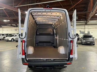 2026 Mercedes-Benz Sprinter Cargo 2500 High Roof I4 Diesel 170 RWD
