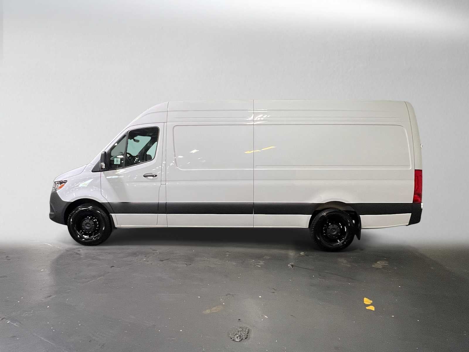 2026 Mercedes-Benz Sprinter Cargo 2500 High Roof I4 Diesel 170 RWD