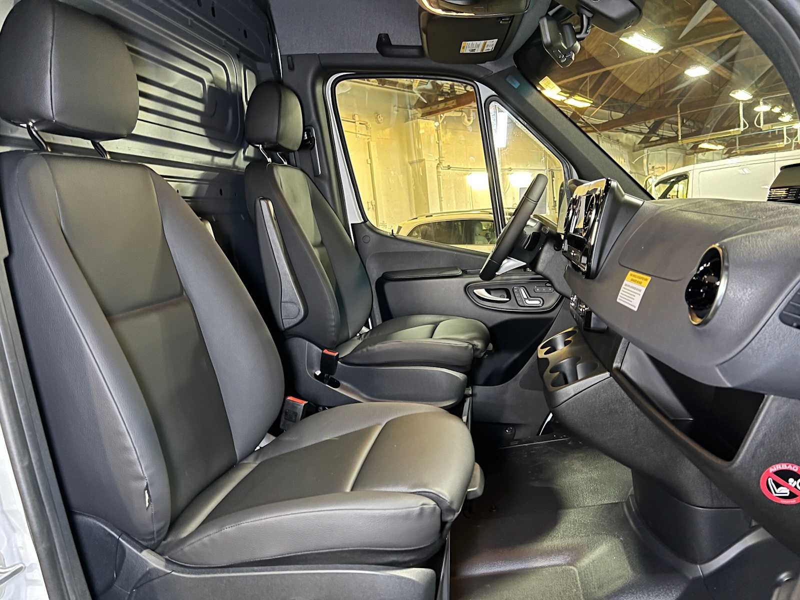 2026 Mercedes-Benz Sprinter Cargo 2500 High Roof I4 Diesel 170 RWD